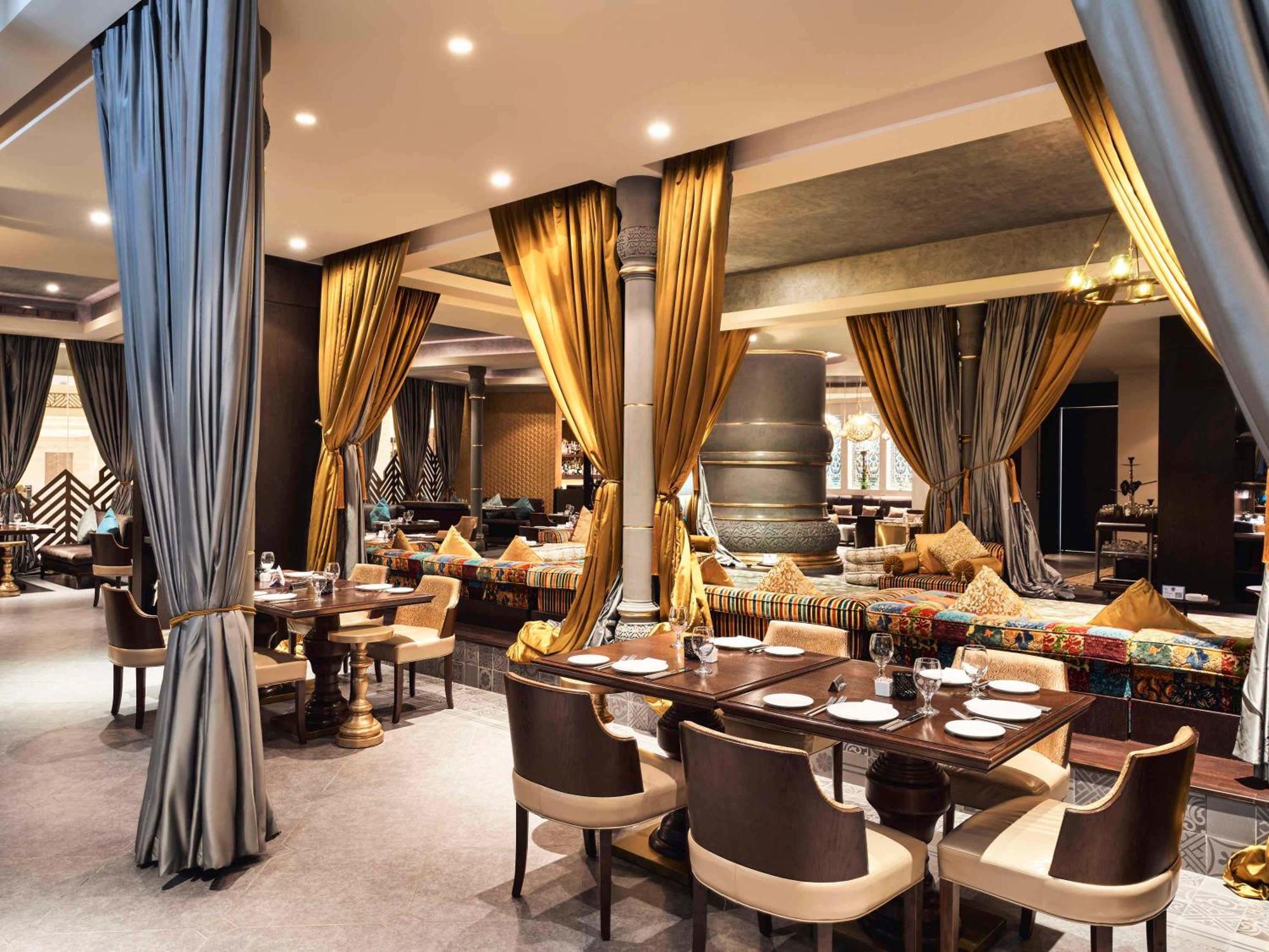 แฟร์มอนต์ อัจมาน Hotel ภายนอก รูปภาพ The restaurant