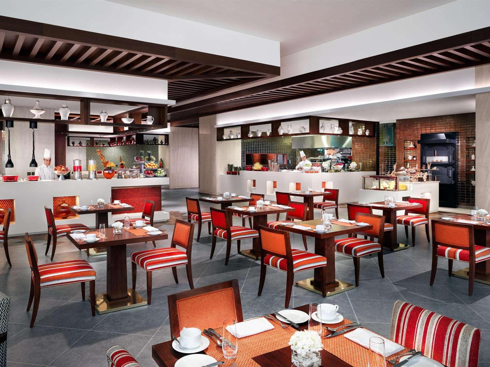 แฟร์มอนต์ อัจมาน Hotel ภายนอก รูปภาพ The restaurant