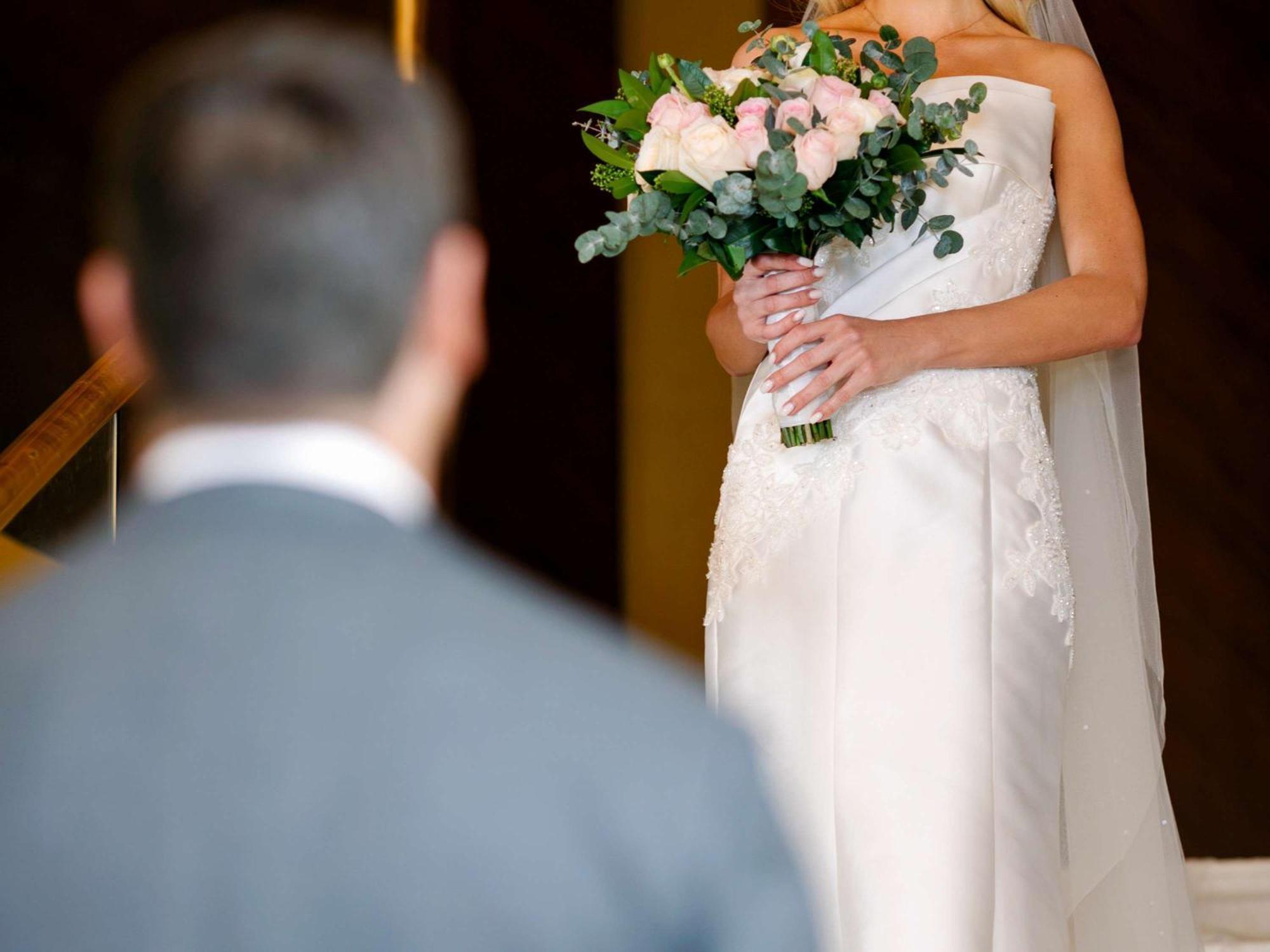 แฟร์มอนต์ อัจมาน Hotel ภายนอก รูปภาพ Bride and groom at the wedding